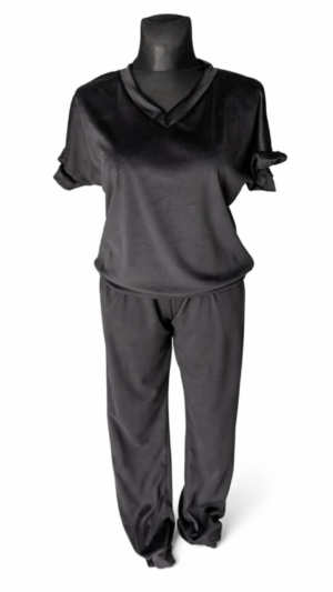 Welurowy dres